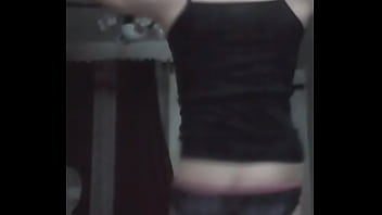 Preview 4 of Kinniya Sex Video - Cute ladyboy sexy dance