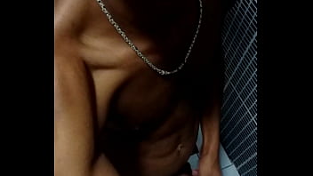 Preview 2 of Allita Ocean Bliack Cocks - Brincadeira antes do banho