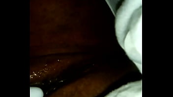 Preview 4 of Pani Gate - Charapita masturbandose con cepillo