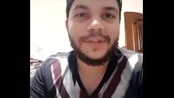 Preview 1 of 5 Ota - Russinho terrorista da ISIS dando OTA nas novinhas do CT