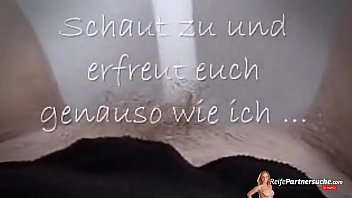 Preview 1 of Horny Mom Anal Forced Sex - Allein vor der Webcam...