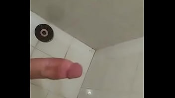 Preview 2 of Bird Cunt - received 949765318498619