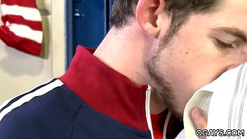 Preview 2 of Viejo Invalido - Toby Springs masturbating