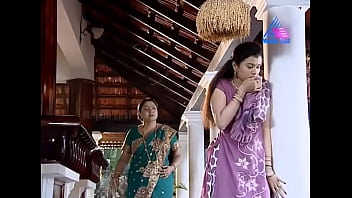 Preview 1 of Indian Neigbour Bhabi - malayalam serial actress Chitra Shenoy show