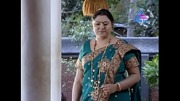 Preview 4 of Indian Neigbour Bhabi - malayalam serial actress Chitra Shenoy show
