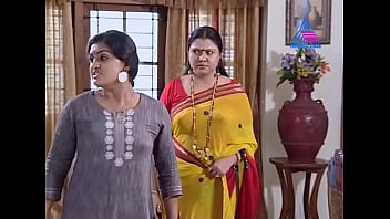 Preview 1 of Films Amazing - Chitra Shenoy mallu Cini Serial Aunty