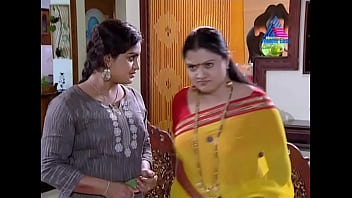 Preview 4 of Films Amazing - Chitra Shenoy mallu Cini Serial Aunty