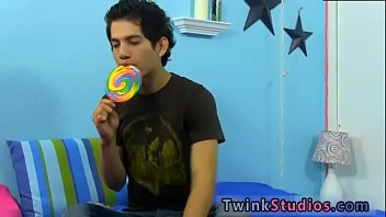Preview 1 of Xoxoxo Family Arab Sex - Gay old and twinks bow legged Giovanni Lovell is snooping around