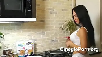 Preview 4 of Wrasler Girls Sex - Gayana - My Armenian girlfriend