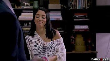 Preview 1 of Www Xxx Picture Com - Hot Teen babysitter sucking a big cock