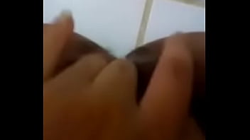 Preview 1 of Mom Son Faking Bed Rom - Bucetinha toda molhadinha