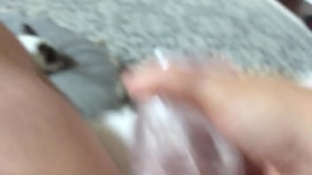 Preview 1 of Real Amateur Skank Rubs - 2988B991-BB27-45FD-9ADA-5035823101DF.MOV