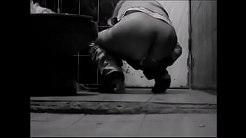 Preview 3 of Chaines Gail Sex - nalgas wc