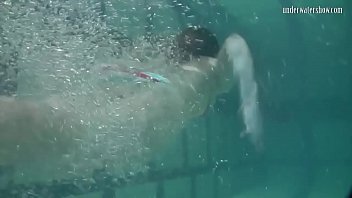 Preview 1 of Big Tit Cop - New teen on underwatershow