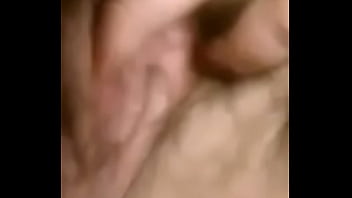 Preview 2 of Video Hoot - Chilena se masturba para mi.