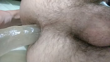 Preview 2 of Bata Pa Asian - Putinho brincando com consolo