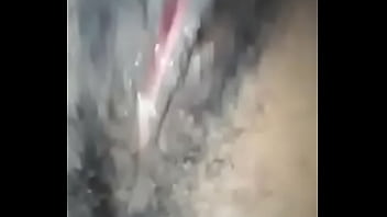 Preview 2 of Siririca Na Vibra O - Novinha negra se masturbando