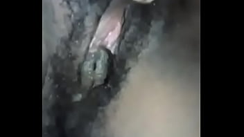 Preview 4 of Siririca Na Vibra O - Novinha negra se masturbando