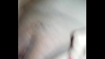 Preview 4 of Julia And Poinex - Gozando no Consolo