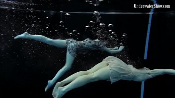 Preview 1 of Full Xxx Videos Full Sexy Hots - Two girls swim and get naked sexy