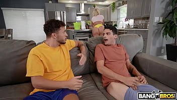 Preview 2 of No Mom Son Xxx - Horny Guys Cum Clean