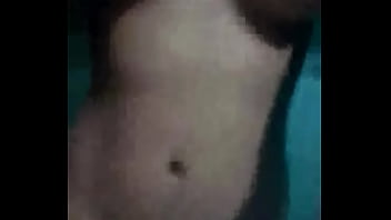 Preview 3 of Emo Gay Small - Mi novia me da su pack ricolino