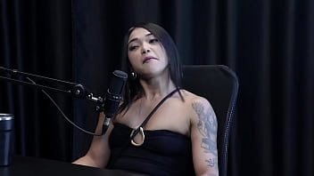 Preview 1 of Mom And San Romans Sex - Teve um pedido inusitada no tinder,  o cliente queria ser vestido de mulher,  e tem fetiche em fazer DP - Jordanna Gomes (Japa Joh) (WATCH ON: SHEER/RED)