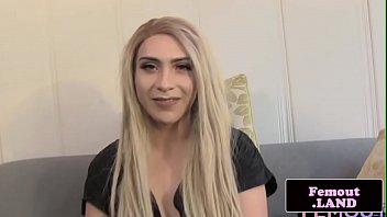 Preview 1 of Candid Teen Ass In Spandex - Bootylicious trap babe plays with her ass