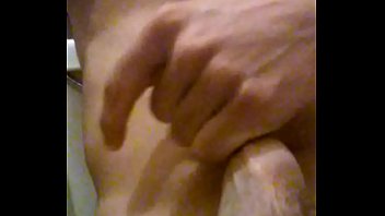 Preview 4 of Padre Damian Y Romina - Me masturbo muy rico