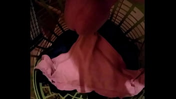 Preview 1 of Sex Balloon Massage - Presente de natal na calcinha da sogra