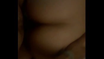 Preview 2 of Sweet Teen Plays With Her Tits - Mi novia cachonda