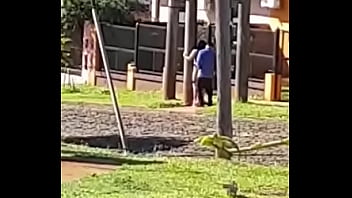 Preview 3 of Uta Locura - pendeja argenta no aguanta llegar hasta su casa y lo hacen en la calle