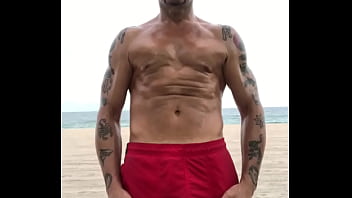 Preview 2 of Sexy Girl Rap Telar - BEACH BODY BRO