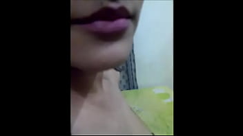 Preview 3 of 12 Saal Ki Ladki Nangi Chudai - VID-20171223-WA0022