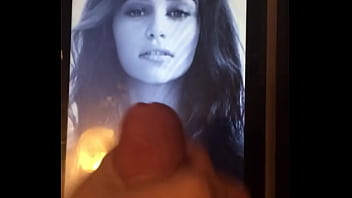 Preview 1 of Bbc Gangbang Teen Asian - Emilia Clarke cum tribute