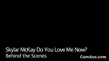Preview 4 of Minki Minaj - Wacky peach gets jizz load on her face swallowing all the cream
