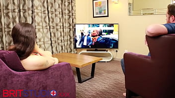 Preview 1 of Mom Sleeping Sexxxxx - British 19 Year Old Gives Her Older Boyfriend An Oily Handjob On The Couch