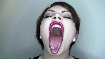 Preview 2 of Hidden Uskirt - Beauty Girls Tongue -1