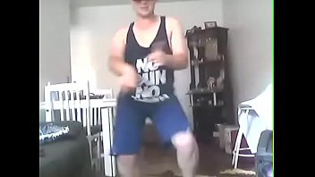 Preview 1 of Bherther Siter - Gordinho dlc sensualizando ao som de Pablo Escobar