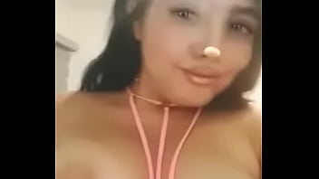 Preview 4 of Varios Con Una - belleza de hermosos y grandes pechos rosados