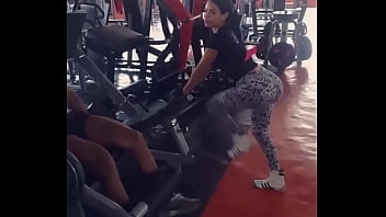 Preview 4 of Asiri Stone Reverse Cowgirl Ride - En el gym