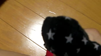 Preview 3 of Sister And Sister Xxxi - 帰省してたお隣の子のパンツにぶっかけ