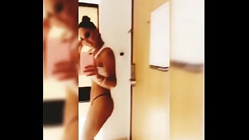 Preview 3 of Lespian Pissing Trink - Rosa elvira Zamora tetas