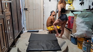Preview 1 of Www Sunny Leone Xxx Mov - SAFADA FOI FAZER ARRUMACAO E DEU VONTADE DE DAR CU