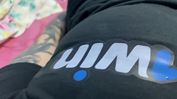 Preview 1 of Drug Shoot - Ruiva chegou em casa depois de umas horas puxando ferro na academia