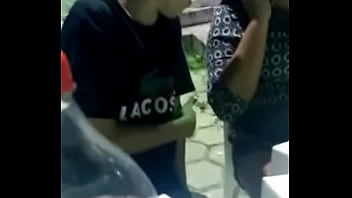 Preview 3 of Big Hip Mom Sex Suon - ninfeto guloso e tesudo devorando sandub&atilde_o e gemendo muito