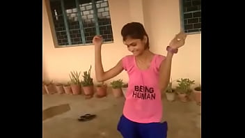 Preview 4 of Micro Bath - song dance