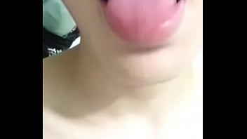 Preview 1 of Xnxx Co Phu De Loan Luan - 8BFEBD8C-D35A-42EC-8E35-D1C869B11A27.MOV