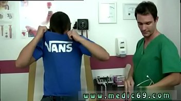 Preview 1 of Son Humps Sleeping Moms Legs Cum - Gay video clips of doctors office sex and coach tube I had Jake wrap
