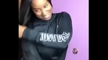Preview 4 of Amateury Dgn Kakak - Thick bitch in Leggings showing hair